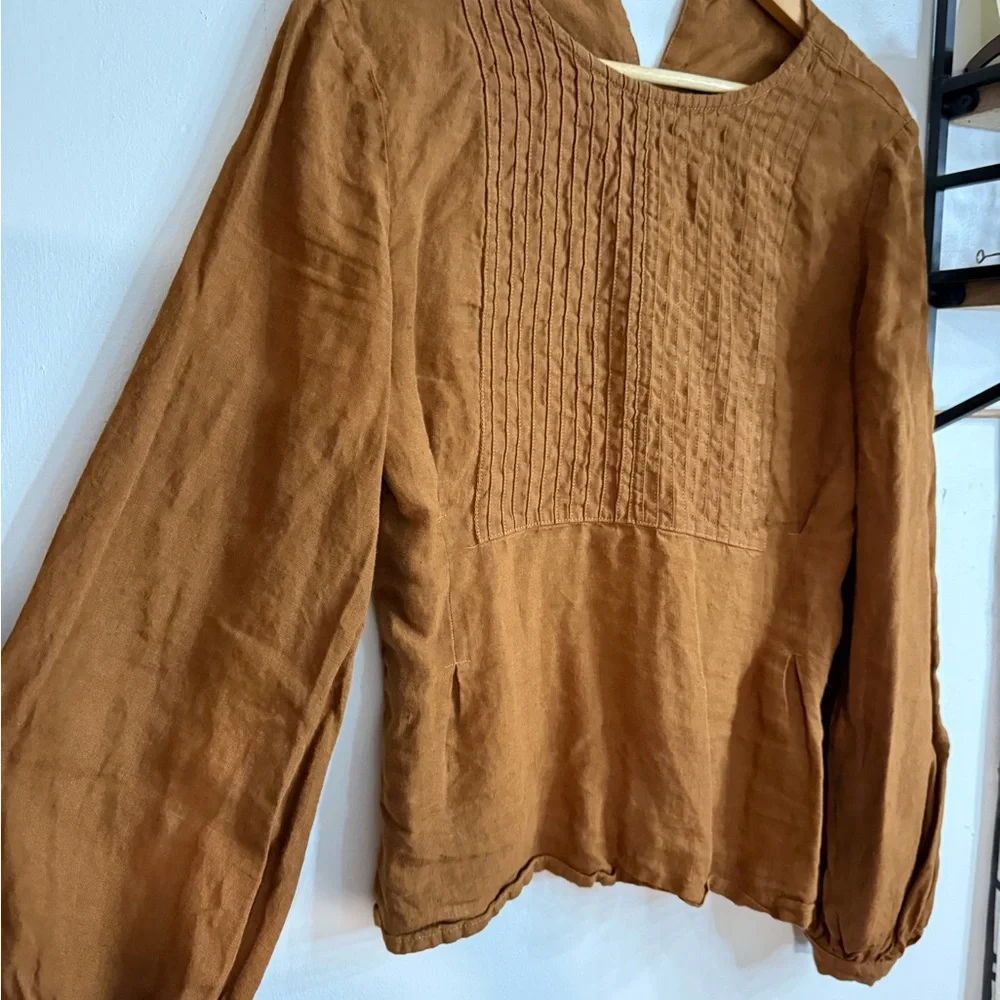 Son de Flor | Warm Brown Long Sleeve Women's Top | 100% Linen - Picture 5 of 11